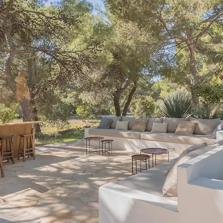 Beautiful 3 Minutes Near Cala Jondal וילה BALEARIC ISLANDS
