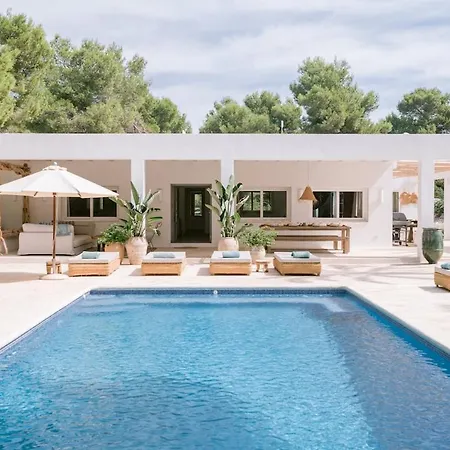 Beautiful 3 Minutes Near Cala Jondal BALEARIC ISLANDS