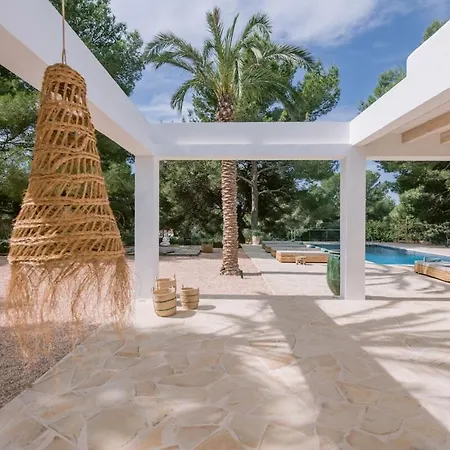 Beautiful 3 Minutes Near Cala Jondal Villa